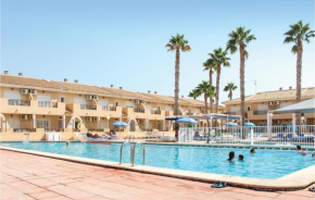 Nice apartment in Los Alcázares with Outdoor swimming pool, WiFi and 2 Bedrooms